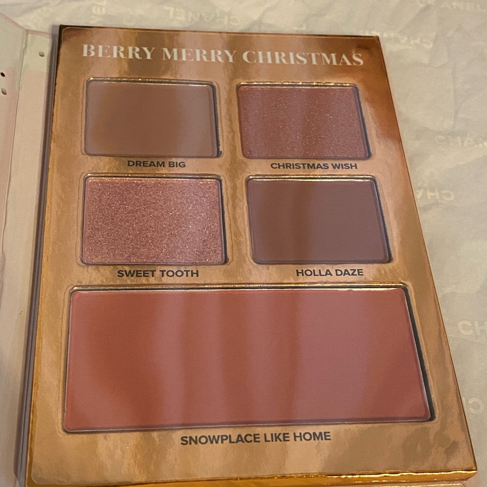 New Too Faced Berry Merry Christmas Palette